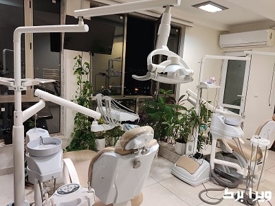 جراح و دندان‌پزشک دکتر ساسان کارگرنژاد